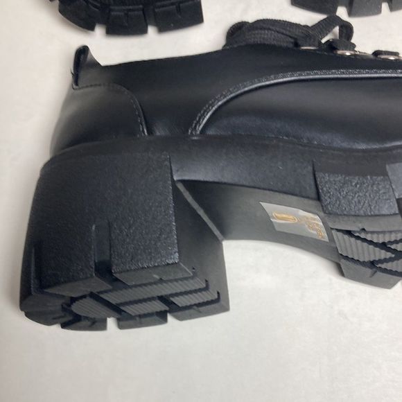 NWT Ladies funky chunky black platform Oxford in size 6 so very trendy! - Picture 6 of 7